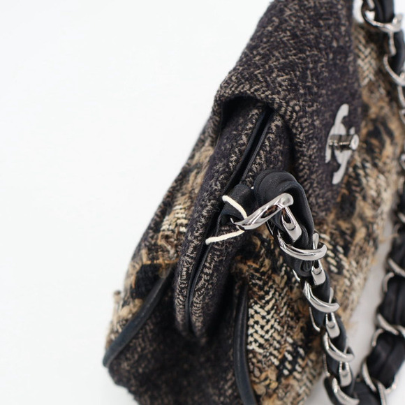 Chanel Coco Mark Tweed And Leather Chain Shoulder Bag - Picture 9 of 9